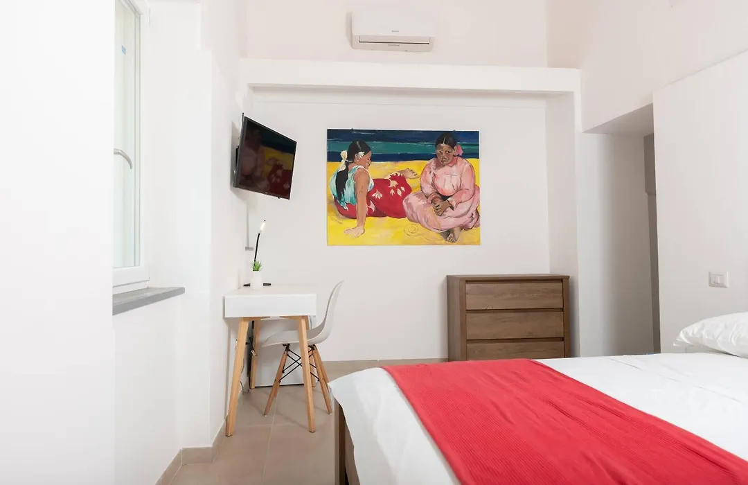 Gioia 13 Rooms & Apartments-1