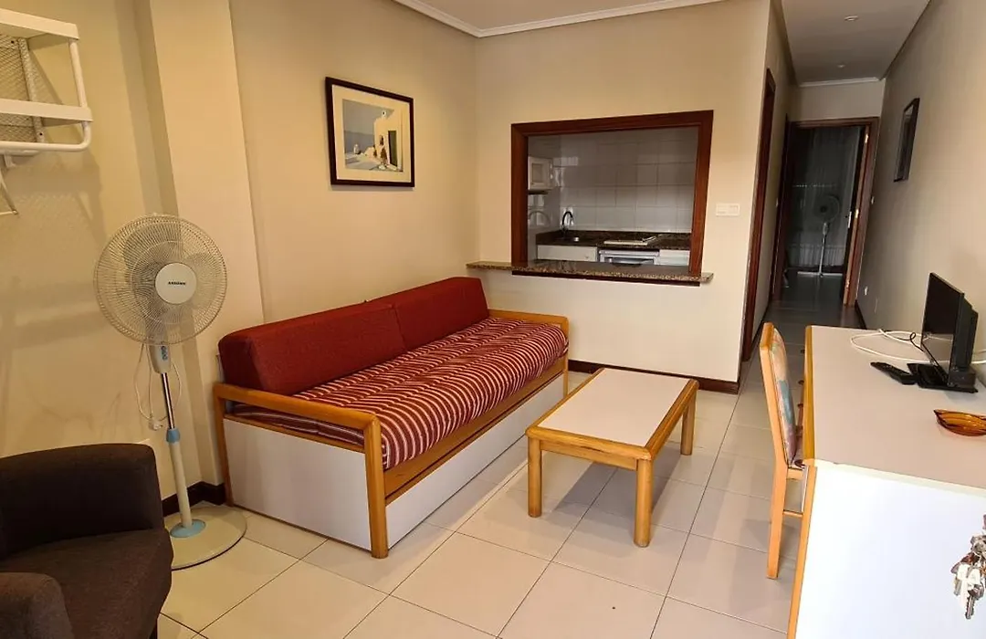 Apartamentos Elena-1
