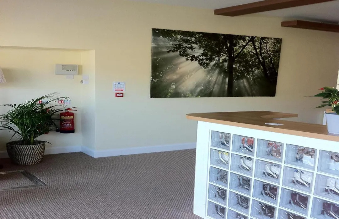 Lyall Apartment Hotel-1