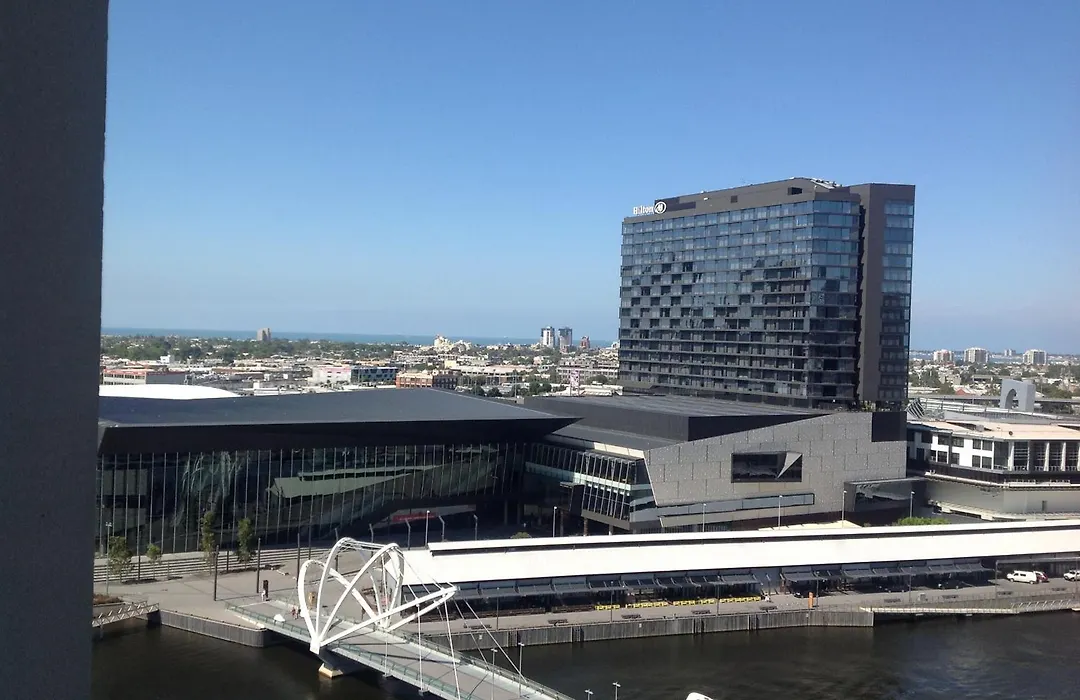 Waterfront Melbourne Apartments-1