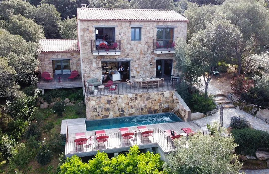 U Castellu Chambres d'hôtes&Location villa et appartements vue mer-1