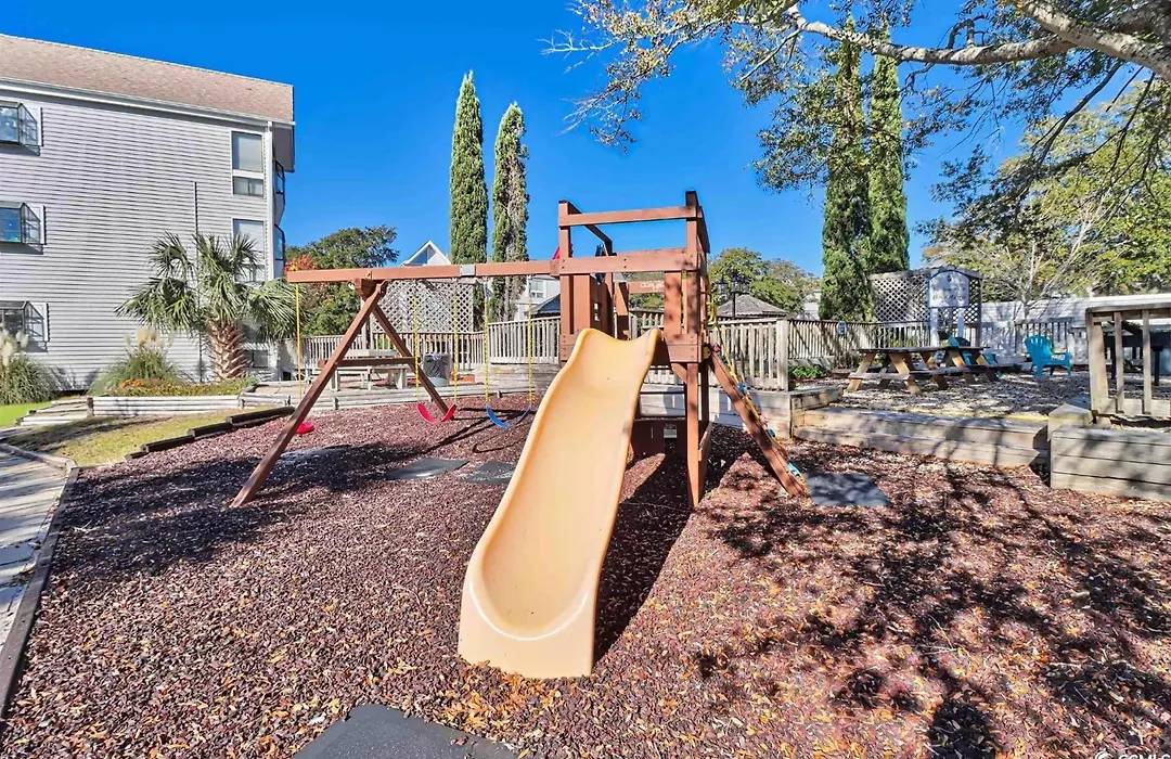 2Br/2Ba Condo At Arcadian Dunes Building 10-238-1