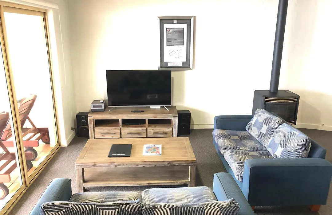 Canal Rocks Beachfront Apartments-1