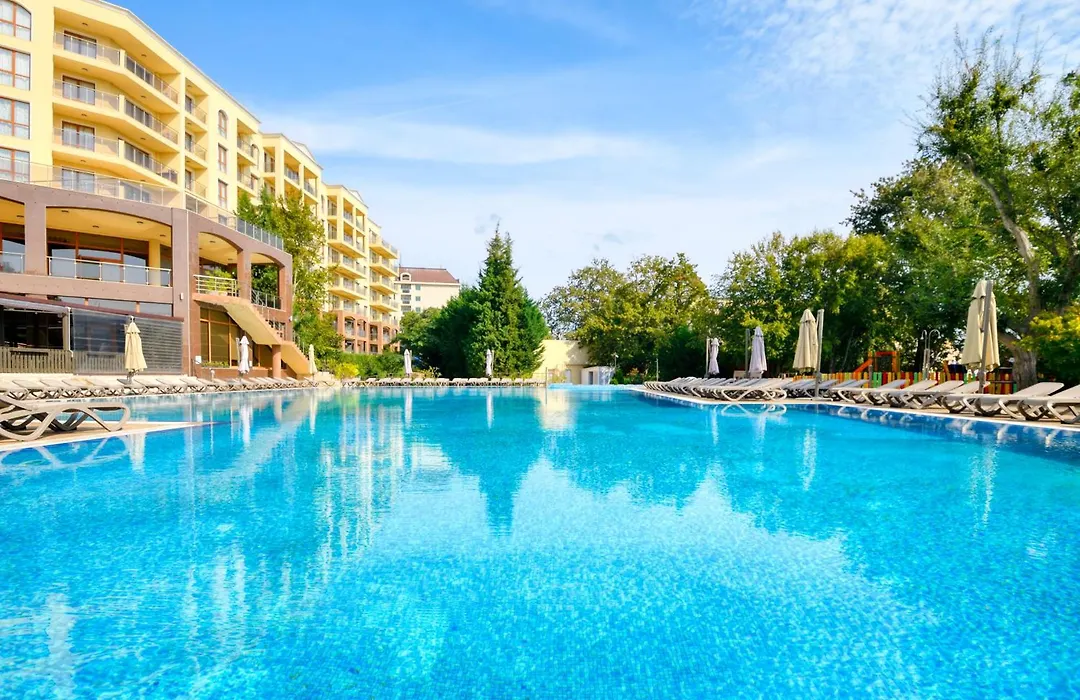 Apart Hotel Golden Line-1