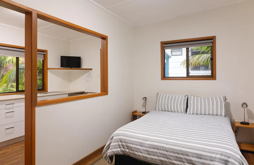 Somerset Apartments-1