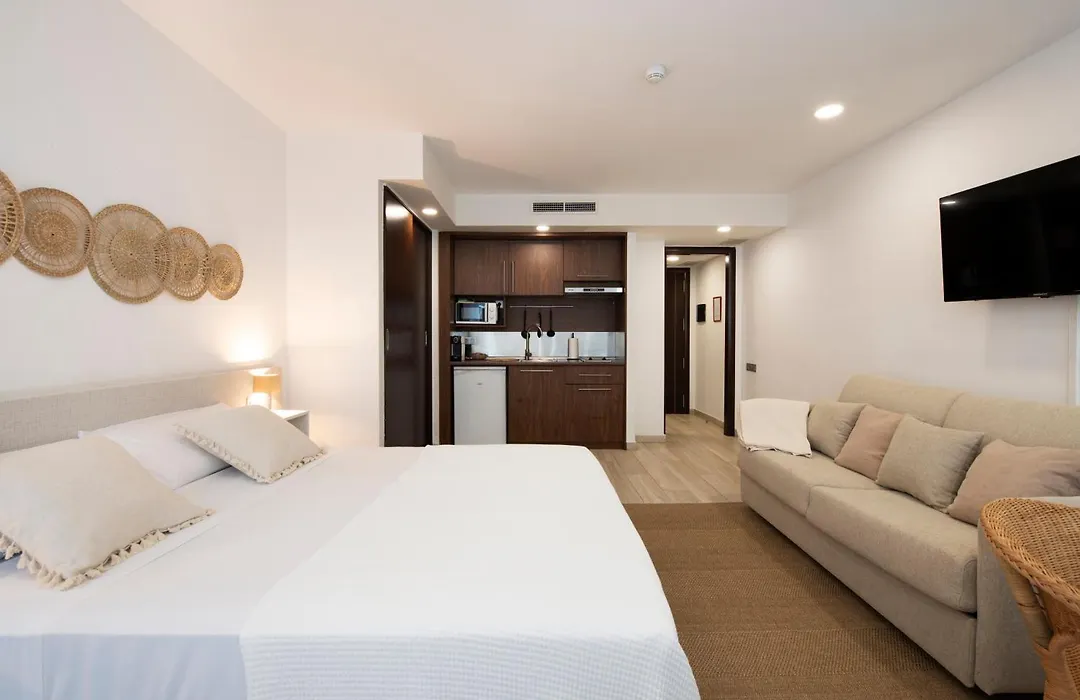 Aparthotel Centric-1