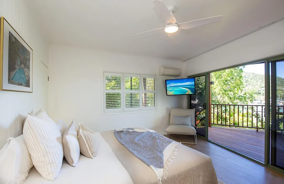 Casuarina Cove Apartments-1