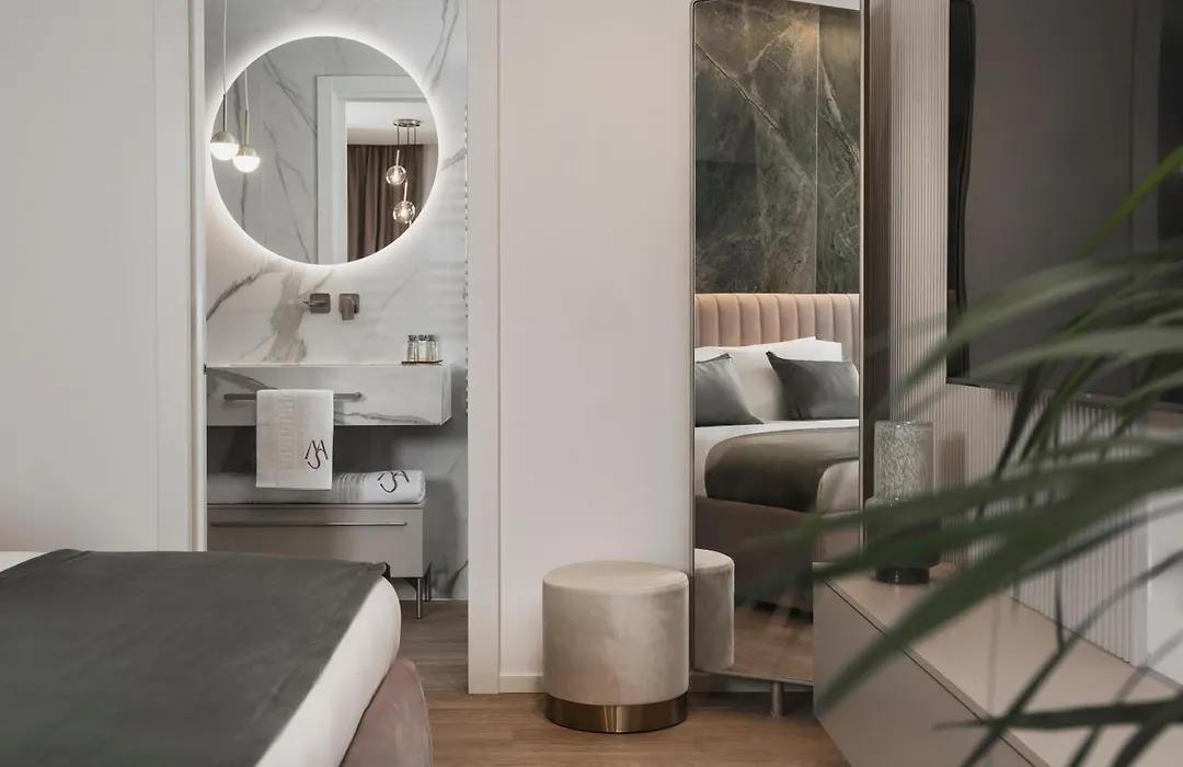 Marina Suite Apartments-1