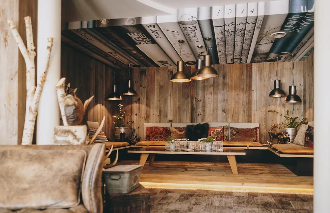 THOMSN-Alpine Rock Hotel-1