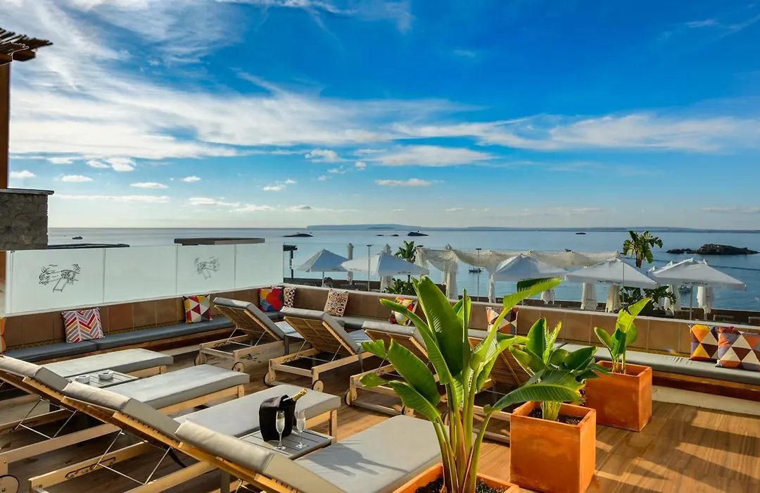 Hotel Cenit & Apts Sol Y Viento-1