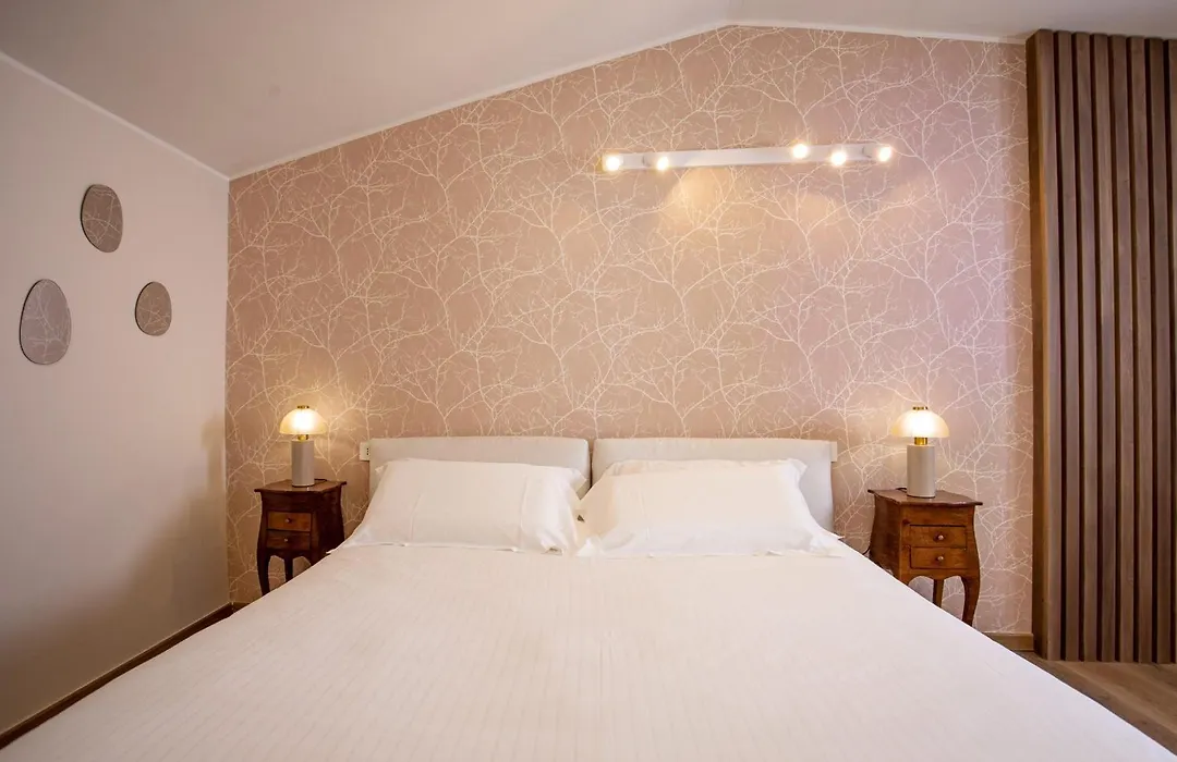 Palazzo Ratti Boutique Rooms-1