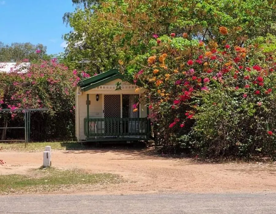 Blackall Caravan Park-1