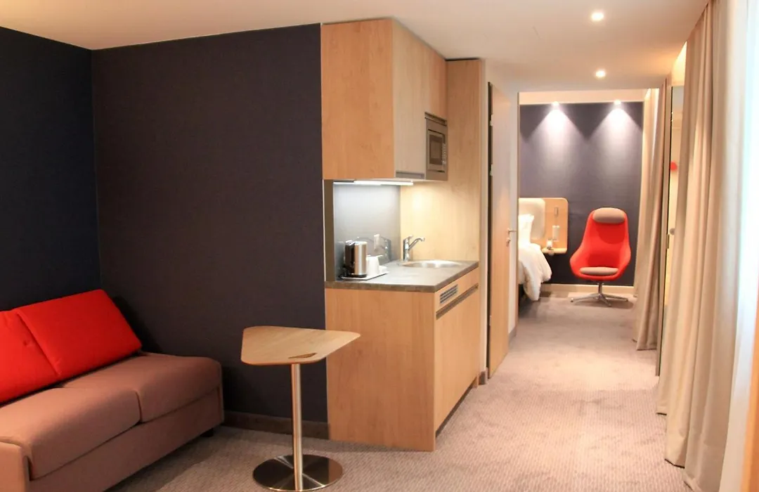 Holiday Inn Express & Suites - Basel - Allschwil By Ihg-1