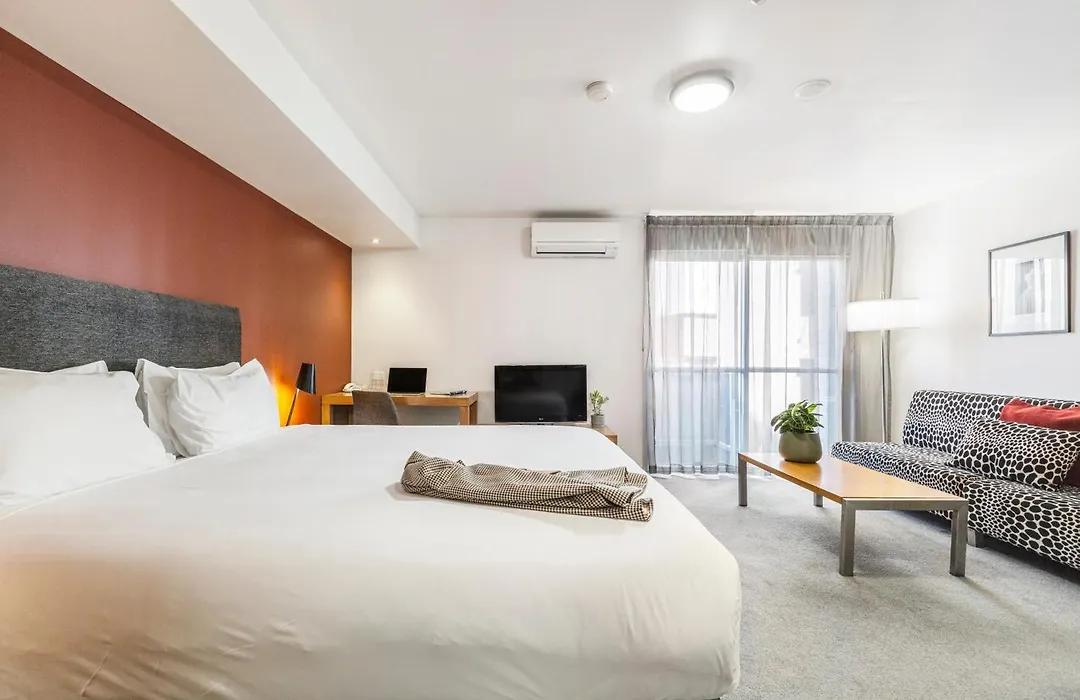 Punthill Apartment Hotel - Little Bourke-1