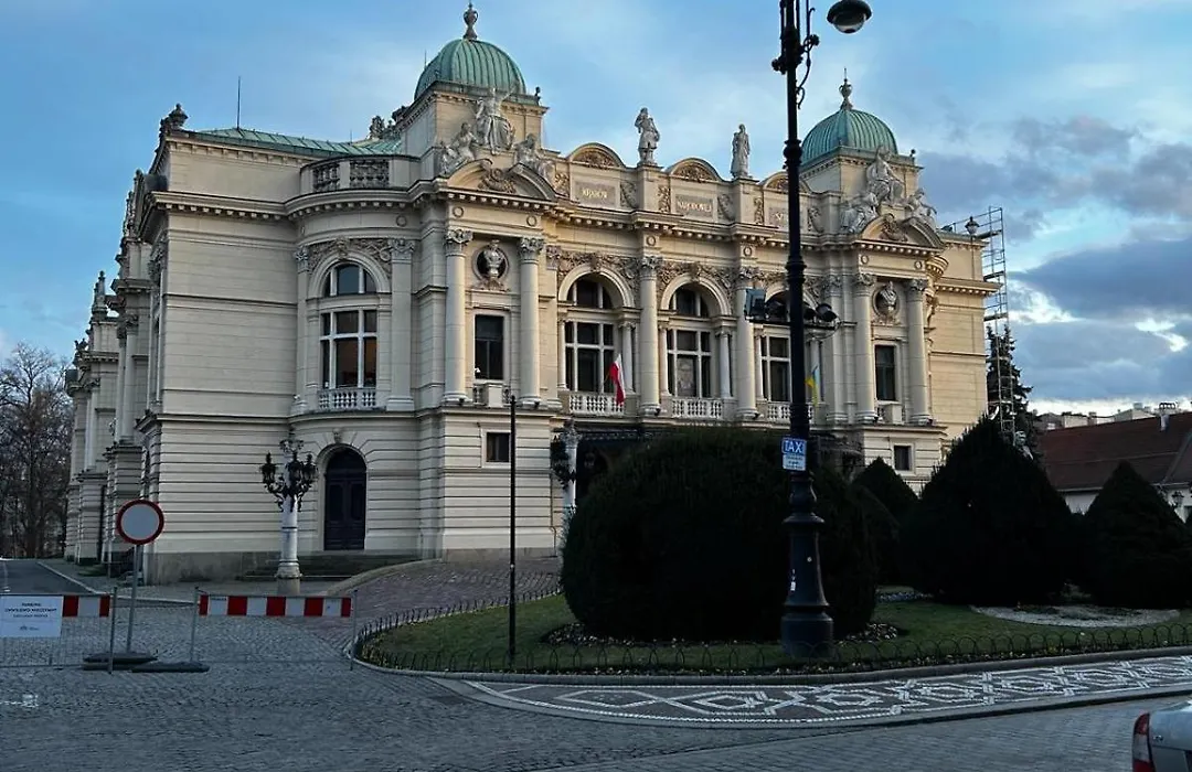 Florianska Gate Luxury Apartments-1