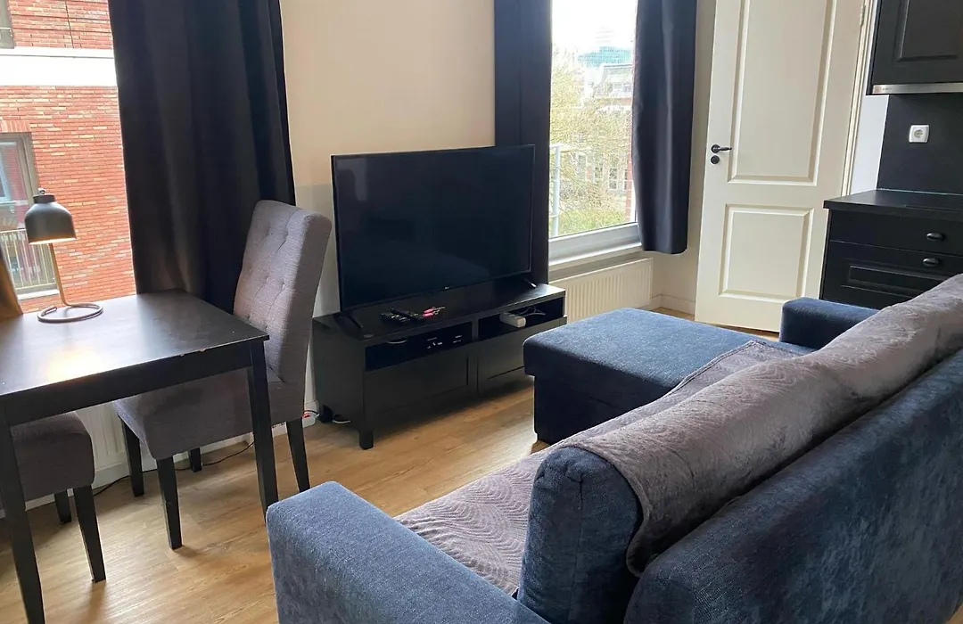 Rotterdam Inn-1