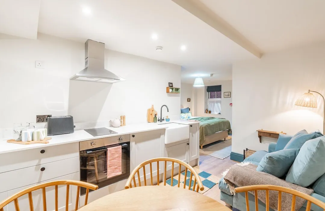 The Willows Boutique Stays By I-Stay Whitby-1
