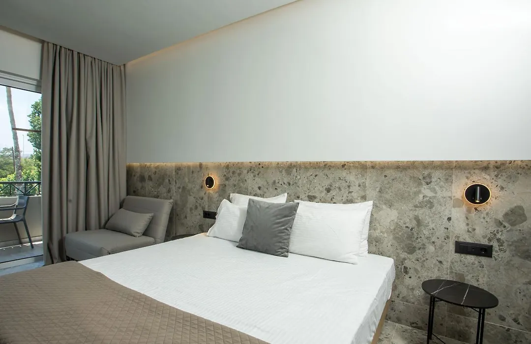Dias Studios & Suites-1