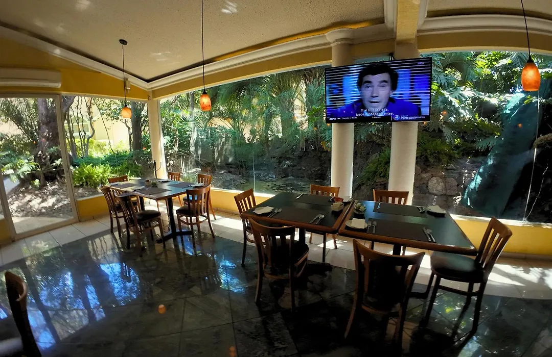 Hotel Real Del Bosque Golf And Spa-1