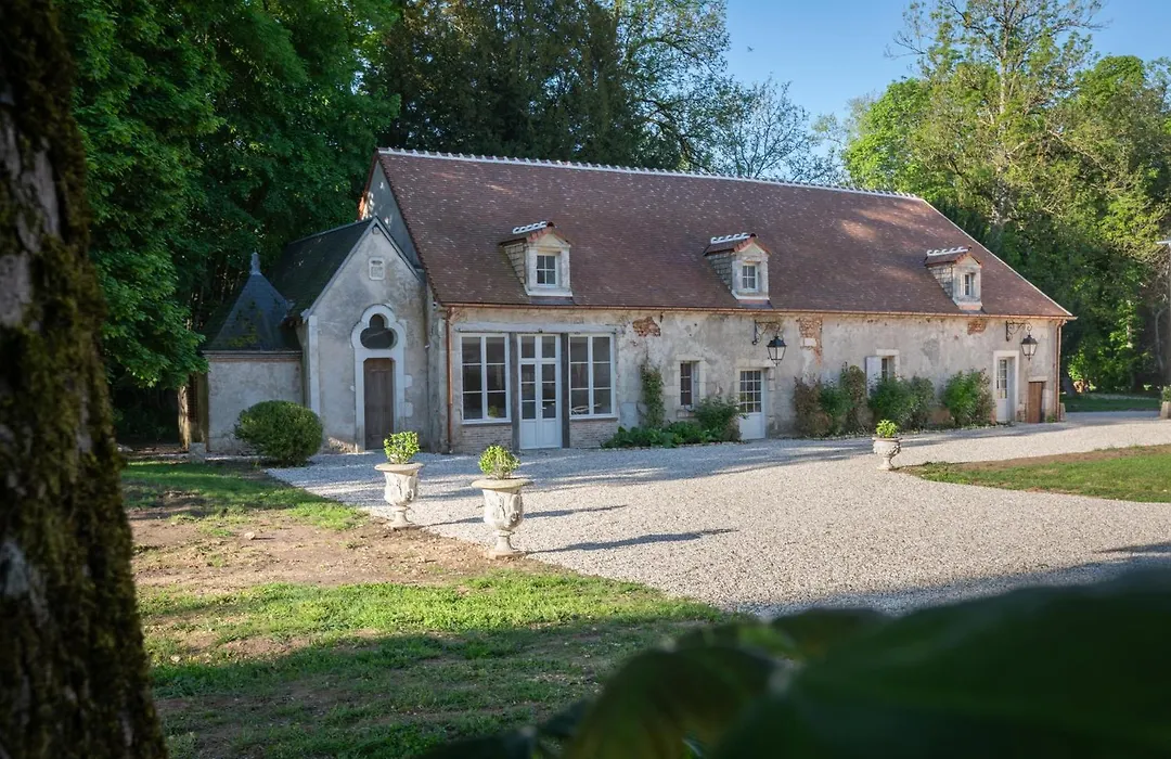 Le Château du Sollier - Charme calme et confort climatisation à 5mn du peage-1