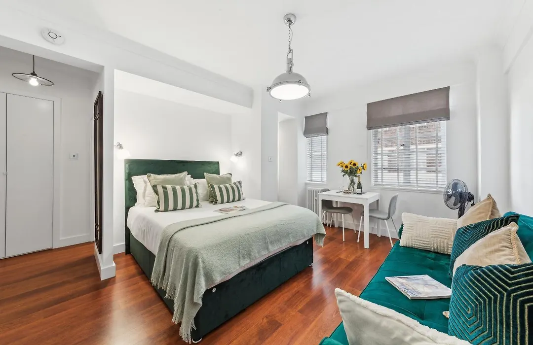 Nell Gwynn Chelsea Accommodation-1