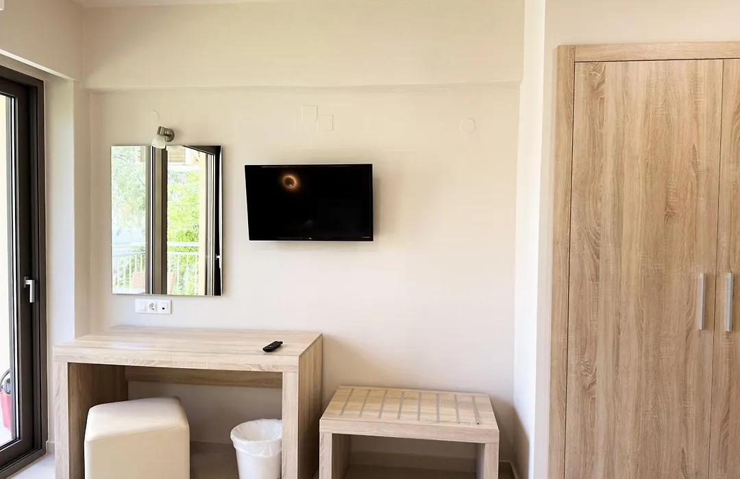 Acropolis Apartments-1