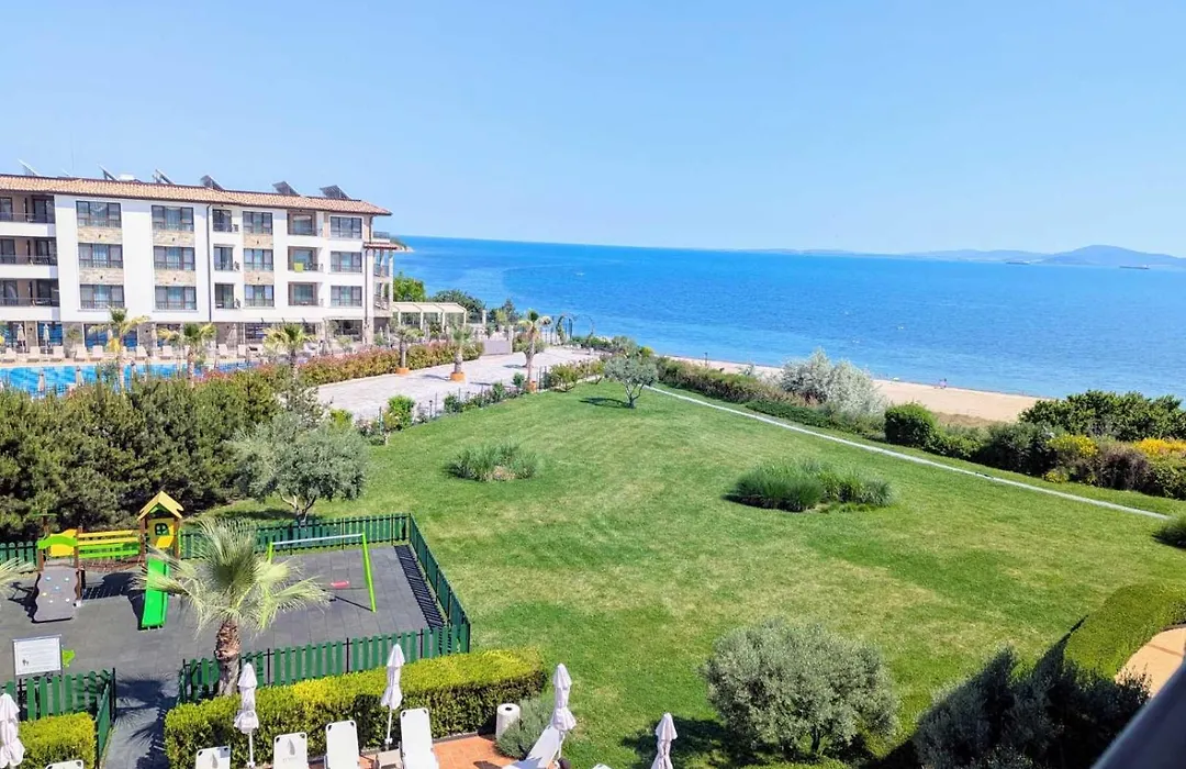 Burgas Beach Resort Apartments-1