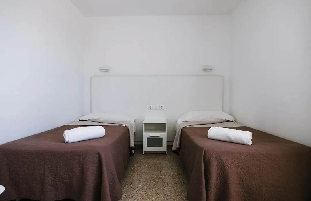 Apartamentos Tarahal-1