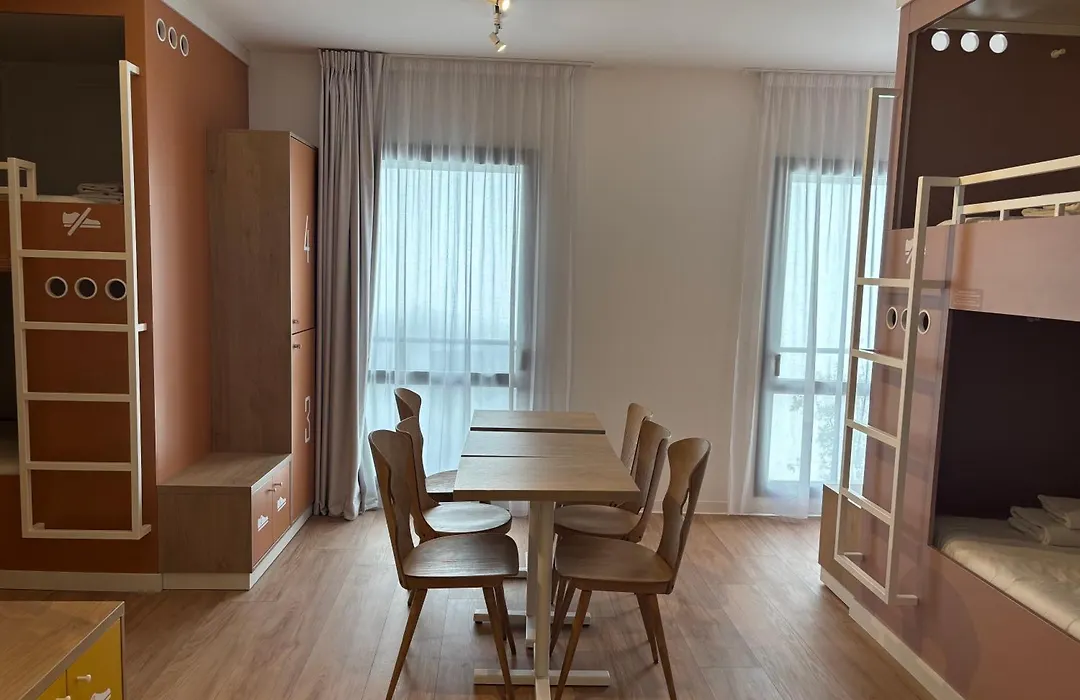 Apparthotel Privilodges Toulon Centre Gare-1