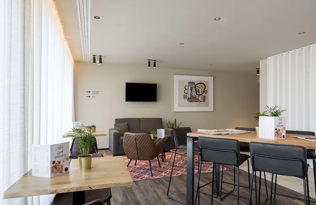 Premier Suites Antwerp-1