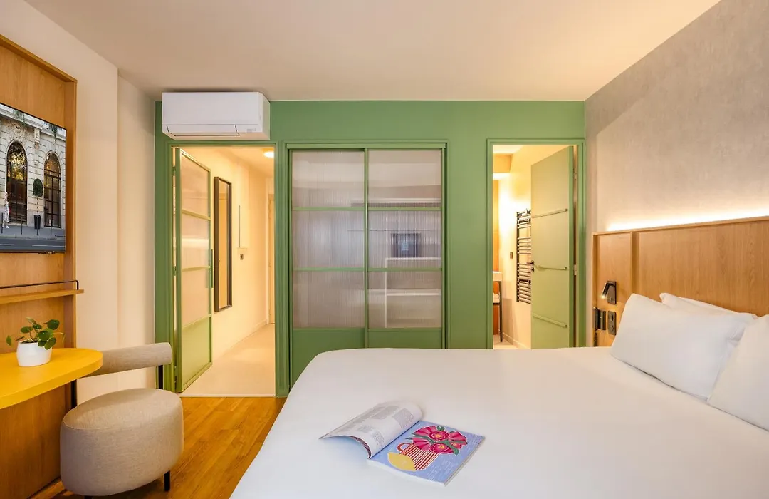 Citadines Republique Paris-1