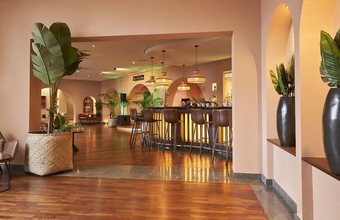 Suite Hotel Eden Mar - Portobay-1