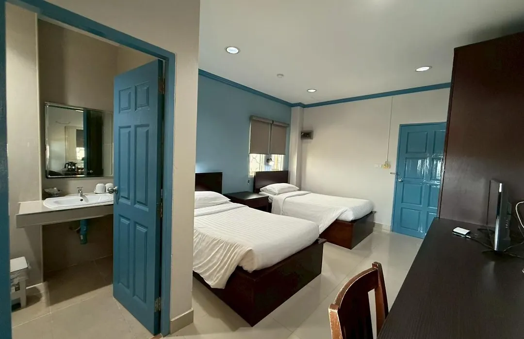 Garden Hill Hotel-1