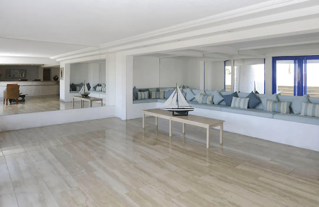 Mr Mar Suites-1