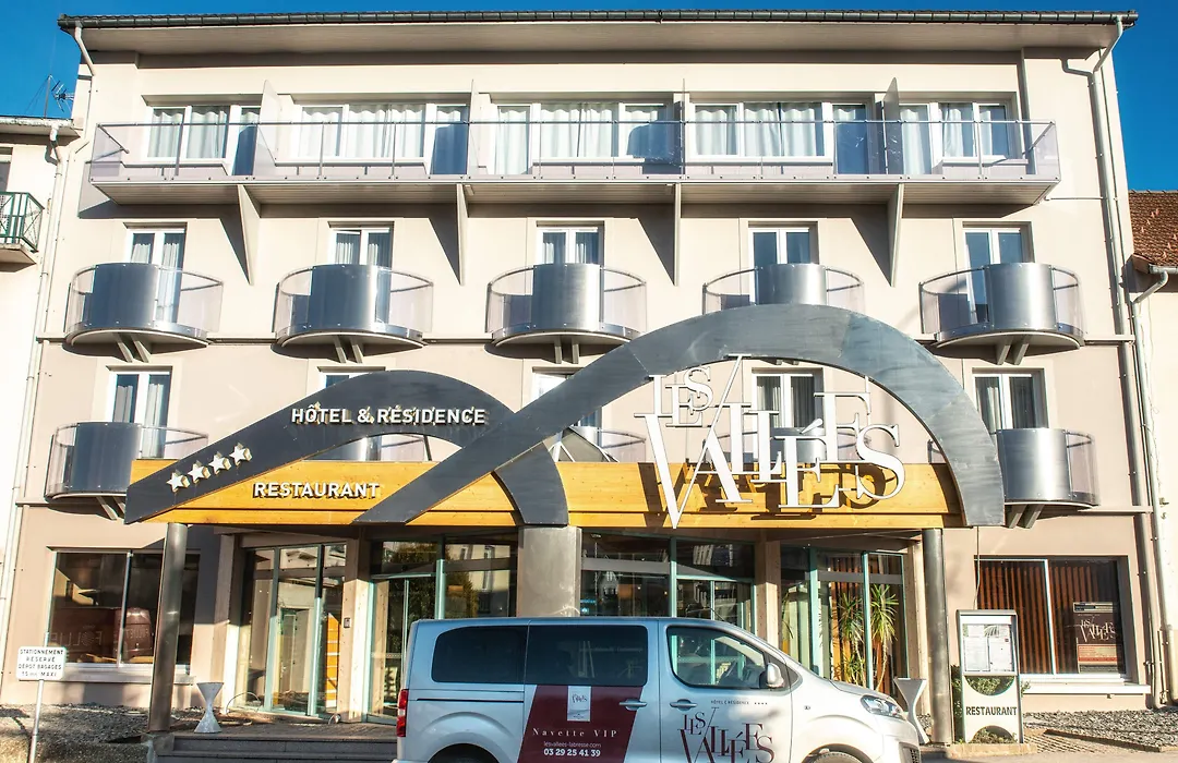Hotel&Résidence Les Vallées Labellemontagne-1