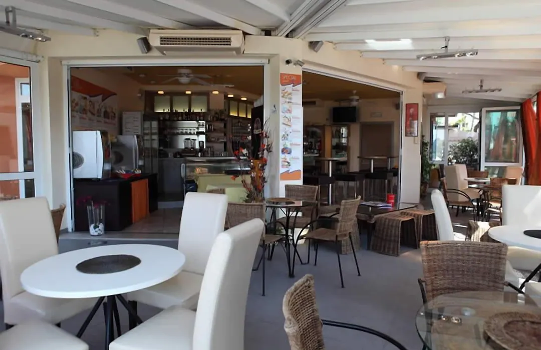 Aparthotel Gioia-1