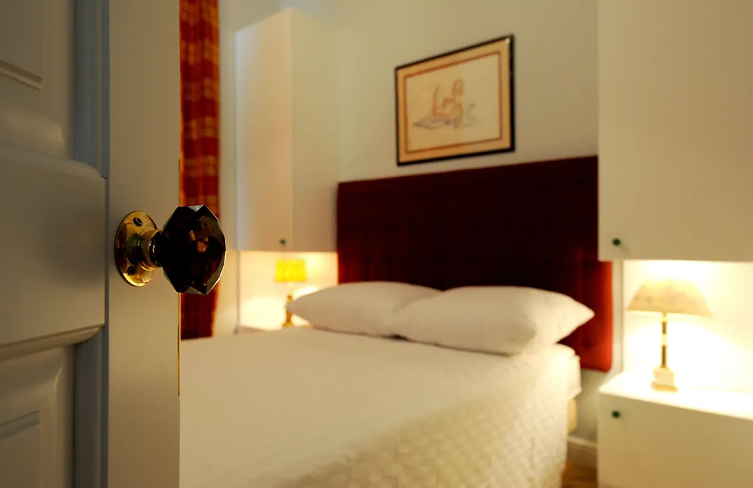 Crystal Suites Old Town-1