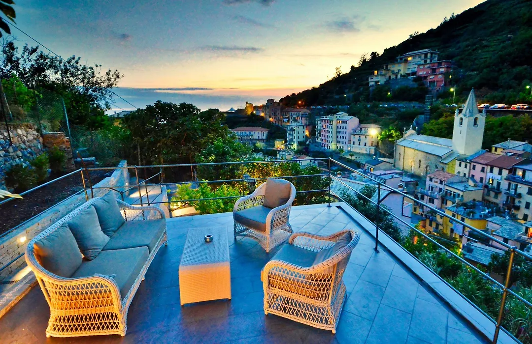 Cinqueterre Residence-1