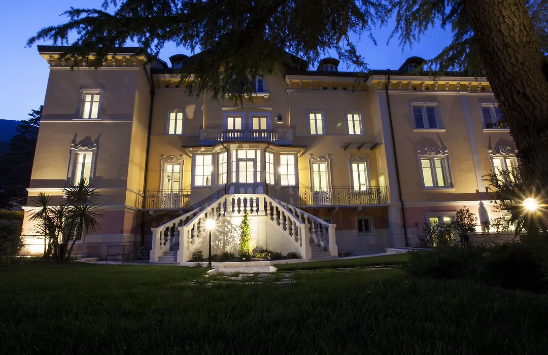 Villa Italia Luxury Suites And Apartments-1