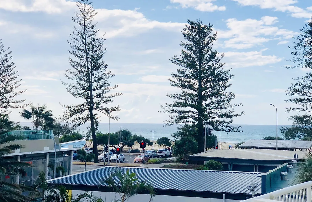 Kirra Beach Apartments-1