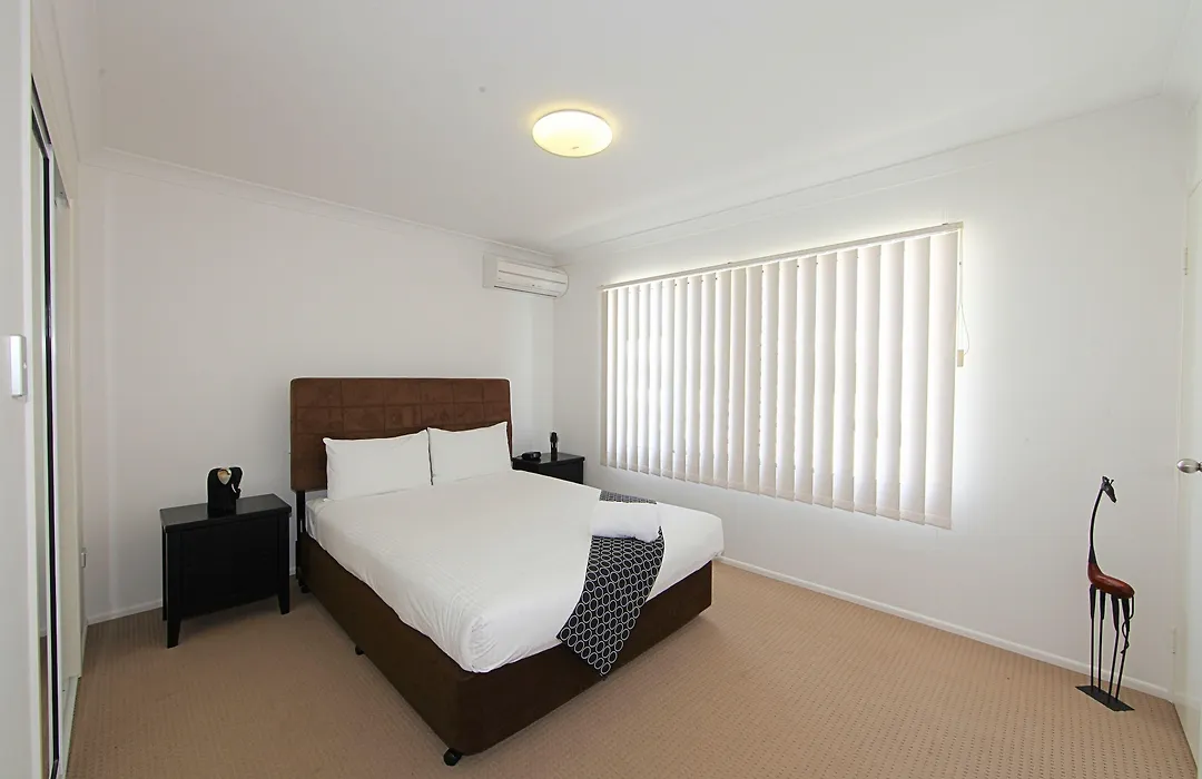 Alexandra Apartments-1