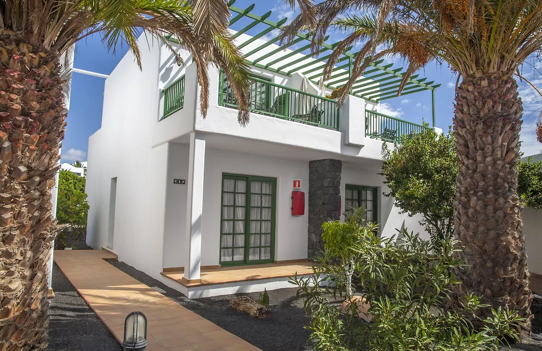 Club Del Carmen-1
