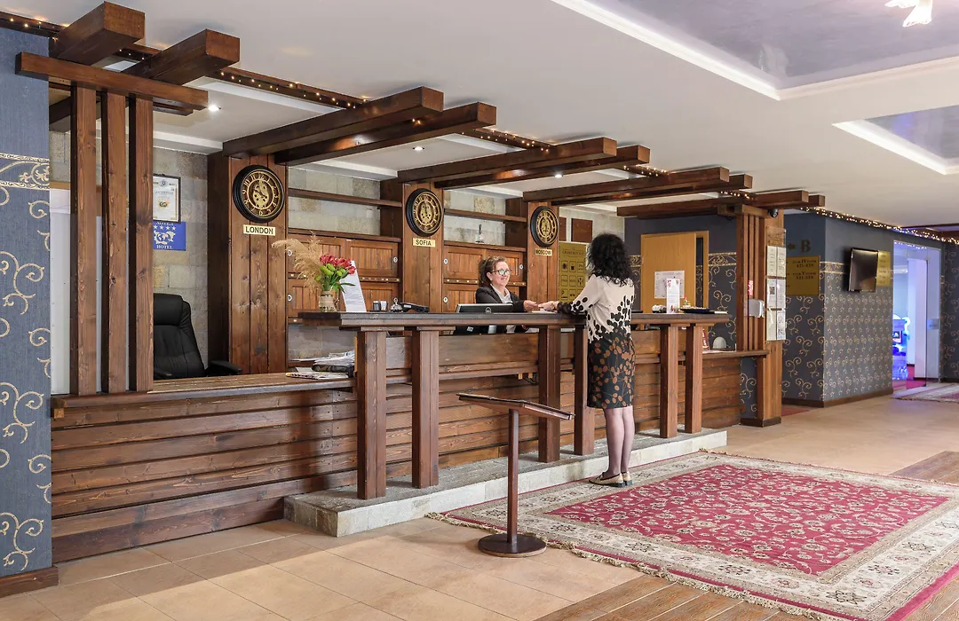 Grand Royale Apartment Complex & Spa-1
