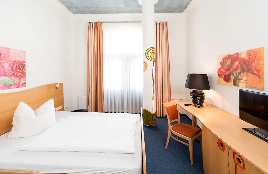 Aparthotel Magdeburg-1