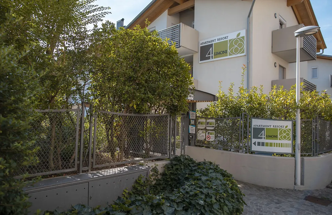 4 Limoni Apartment Resort-1