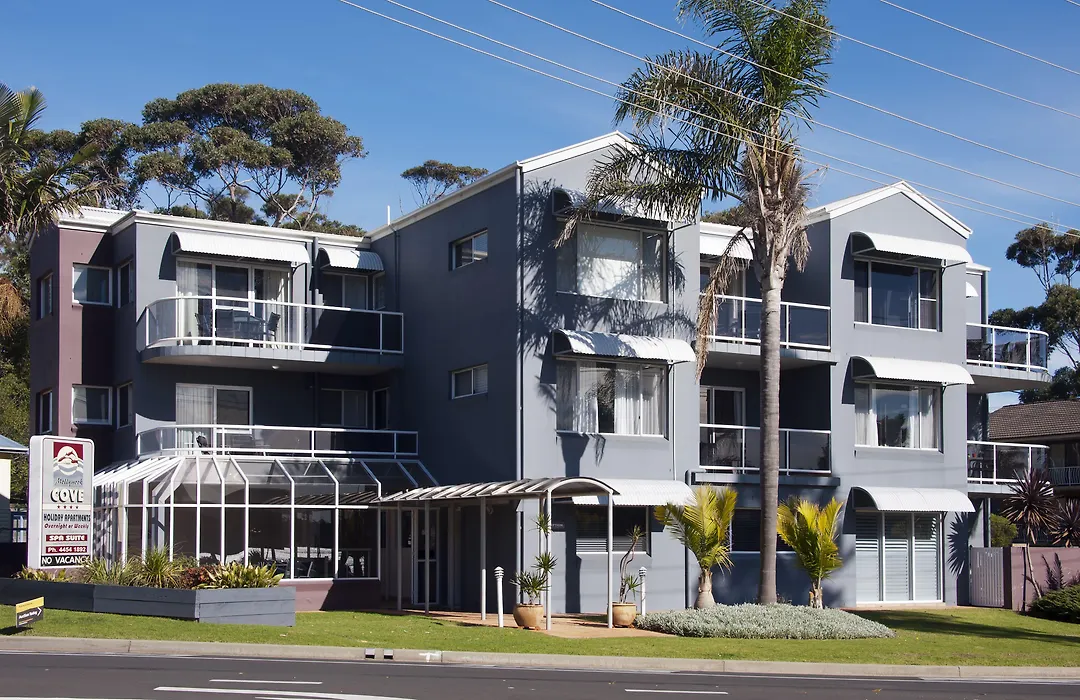 Mollymook Cove Apartments-1