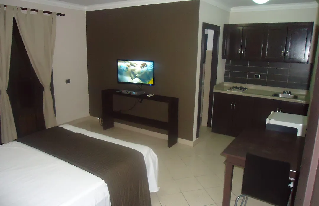 Ocean Breeze Studios-1