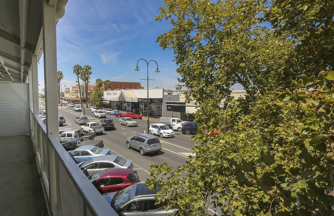 Indulge Apartments - Cbd-1