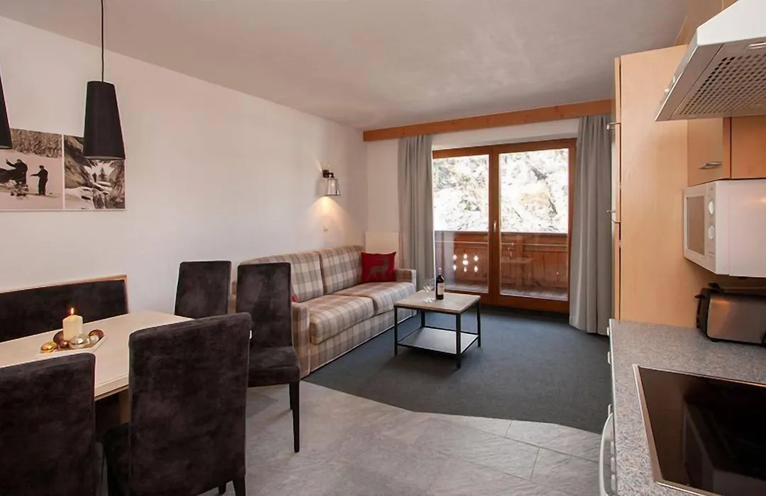 Gurglhof Apartmenthaus-1