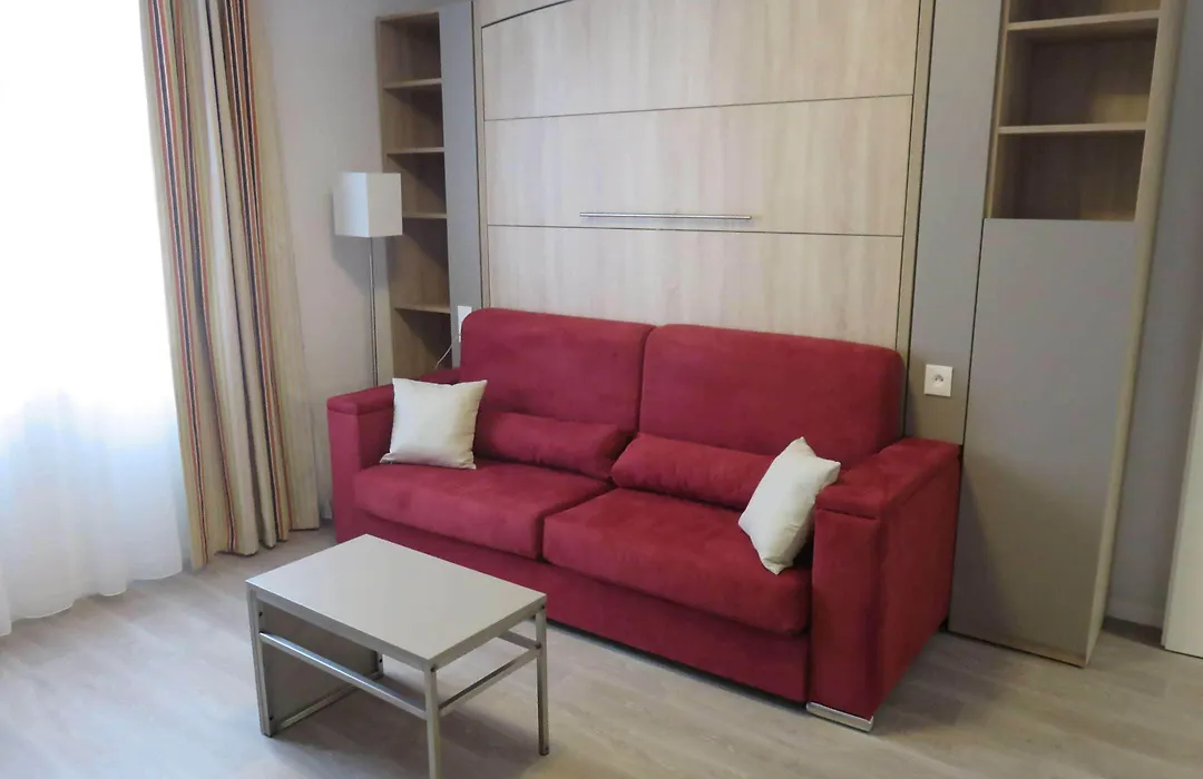 Appart-Hotel Mer & Golf City Bordeaux Bassins A Flot-1